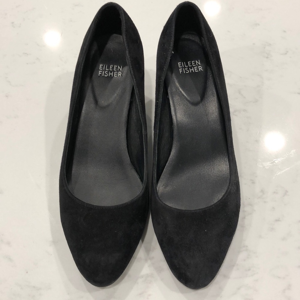 Eileen Fisher black suede heels sz 8